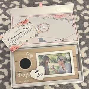 Engagement Photo Frame
